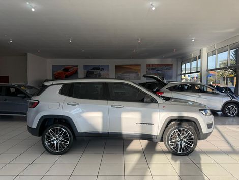 Jeep COMPASS TRAILHAWK 2.0 4x4 Dies. 16V Aut.