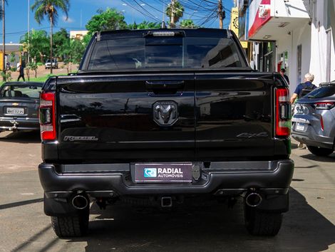 RAM 1500 REBEL 5.7 HEMI CD V8 4x4 Aut.