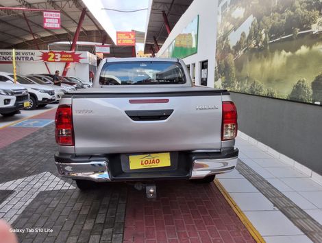 Toyota Hilux CD 4x4 2.8 Diesel Mec.