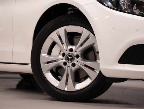 Mercedes C-250 Avantgarde 2.0 TB 211cv Aut.