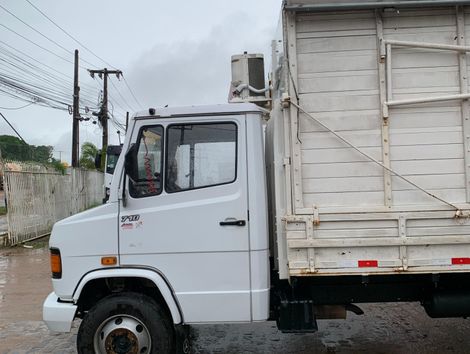 MERCEDES-BENZ 710/ 710 Plus 2p (diesel)