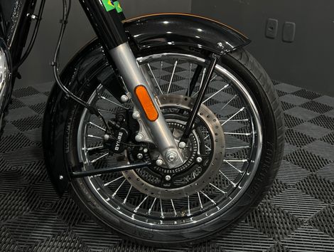 Royal Enfield Classic 350 Dark