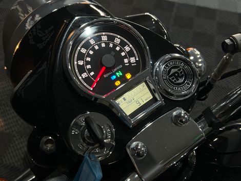 Royal Enfield Classic 350 Dark