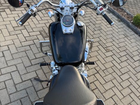 Honda SHADOW 750