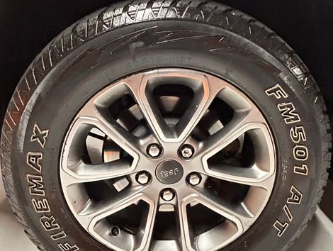 Jeep Grand Cherokee Laredo 3.6 4x4 V6 Aut.