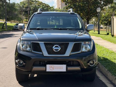 Nissan Frontier SV AT. CD 4x4 2.5 TB Dies. Aut.