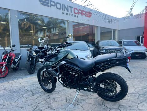 TRIUMPH TIGER 800 XCA