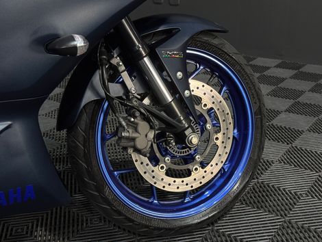 YAMAHA YZF R-3 321/ABS