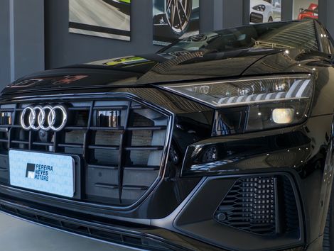 Audi Q8 Perf.Black 3.0 TFSI Quat. S-tr/(Híb.)