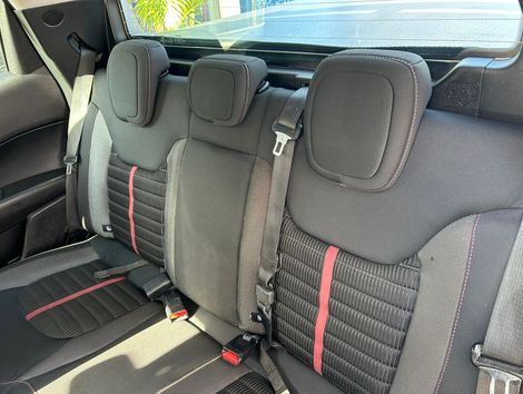 Fiat Toro Freedom 1.8 16V Flex Aut.