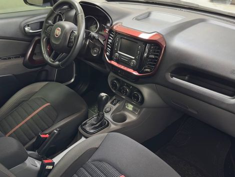 Fiat Toro Freedom 1.8 16V Flex Aut.