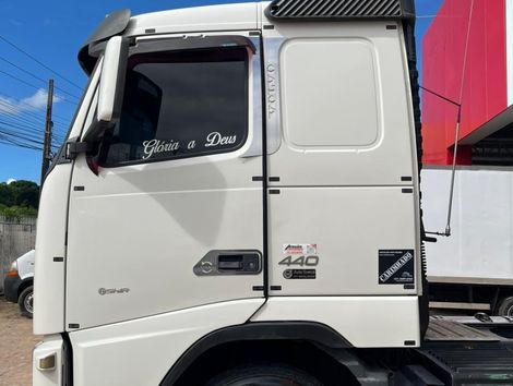VOLVO FH 440 6x2 2p (diesel)
