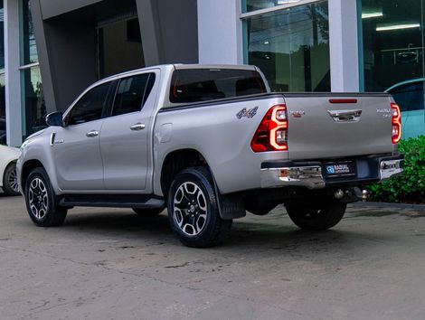 Toyota Hilux CD SRX 4x4 2.8 TDI 16V Diesel Aut.