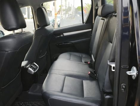 Toyota Hilux CD SRX 4x4 2.8 TDI 16V Diesel Aut.