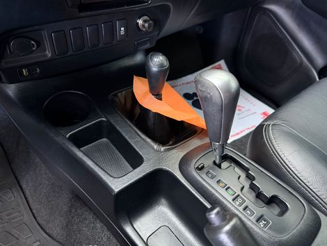 Toyota Hilux CD SRV D4-D 4x4 3.0 TDI Diesel Aut