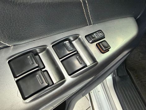 Toyota Hilux CD SRV D4-D 4x4 3.0 TDI Diesel Aut