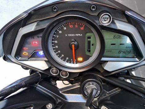 BAJAJ DOMINAR 160