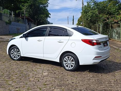 Hyundai HB20S Comfort Plus 1.0 TB Flex 12V Mec.