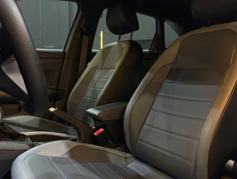 VolksWagen Nivus Highline 1.0 200 TSI Flex Aut.