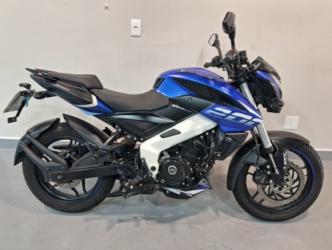 BAJAJ DOMINAR 200