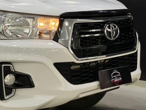 Toyota Hilux CD SRV 4x4 2.7 Flex 16V Aut.