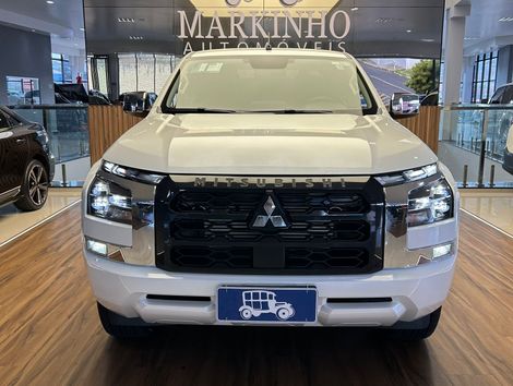 Mitsubishi Triton HPE 2.4 CD 4x4 TB Diesel Aut.