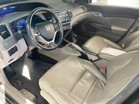 Honda Civic Sedan LXS 1.8/1.8 Flex 16V Aut. 4p