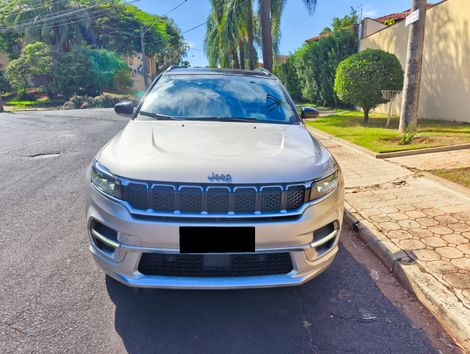 Jeep Commander Overland T270 1.3 TB Flex Aut.