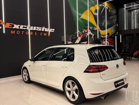 VolksWagen Golf GTi 2.0 TSI 220cv Aut.