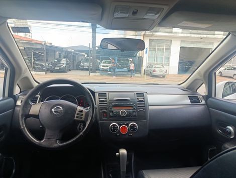 Nissan TIIDA SL 1.8/1.8 Flex 16V Aut.