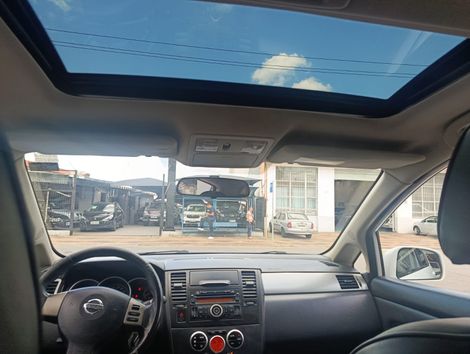 Nissan TIIDA SL 1.8/1.8 Flex 16V Aut.