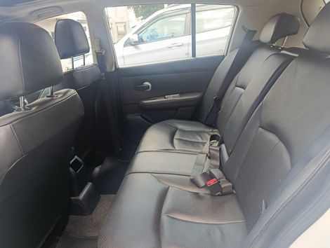 Nissan TIIDA SL 1.8/1.8 Flex 16V Aut.