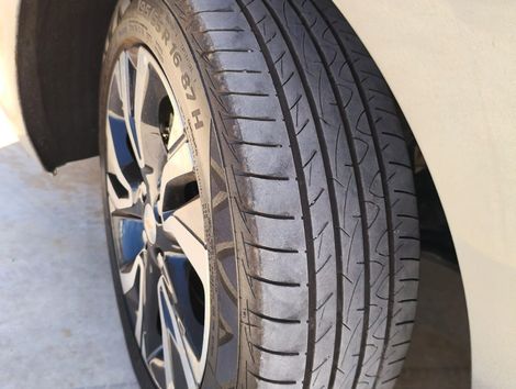 Chevrolet ONIX SED. Plus PREM. 1.0 12V TB Flex Aut