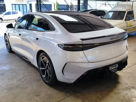 BYD Seal (Elétrico)