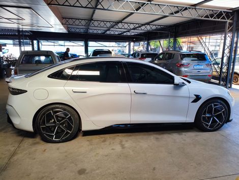 BYD Seal (Elétrico)