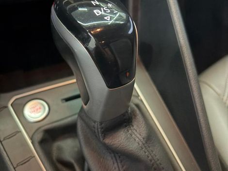 VolksWagen Nivus Highline 1.0 200 TSI Flex Aut.