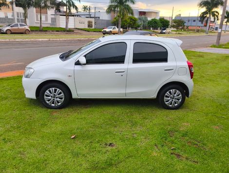 Toyota ETIOS X 1.3 Flex 16V 5p Mec.