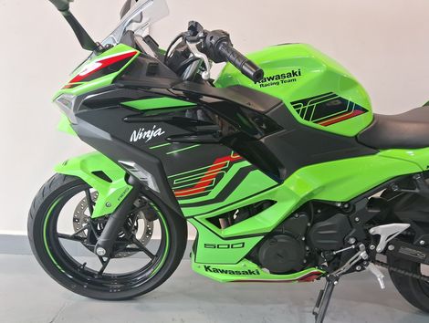 KAWASAKI NINJA 500 SE