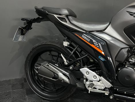 YAMAHA FZ25 250 FAZER CONNECTED