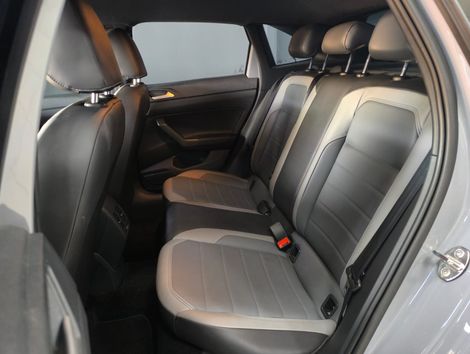 VolksWagen Nivus Highline 1.0 200 TSI Flex Aut.