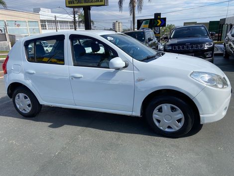 Renault SANDERO Authentique Hi-Flex 1.0 16V 5p