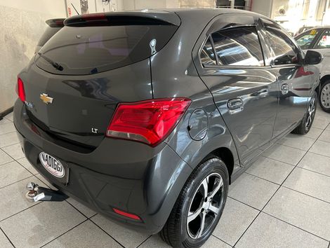 Chevrolet ONIX HATCH LT 1.0 8V FlexPower 5p Mec.