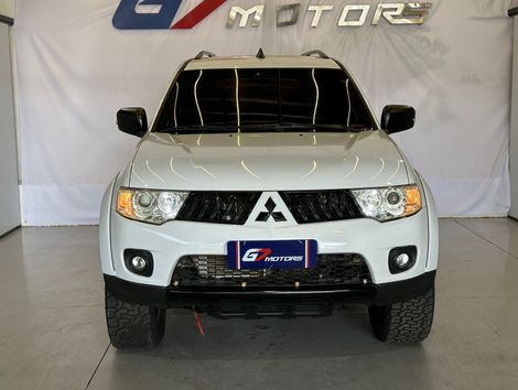 Mitsubishi Pajero DAKAR 3.2 4x4 T.I. Dies. 5p Aut.
