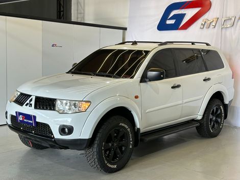 Mitsubishi Pajero DAKAR 3.2 4x4 T.I. Dies. 5p Aut.