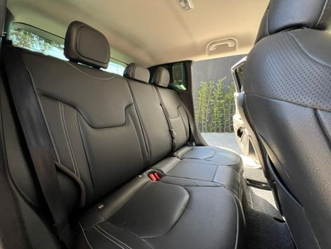 Jeep Renegade Long. T270 1.3 TB 4x2 Flex Aut.