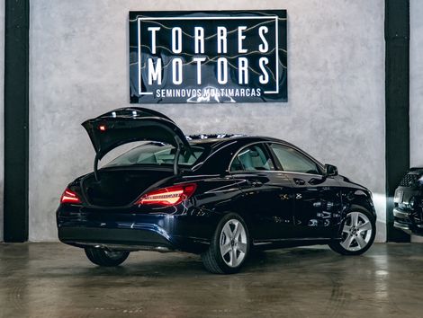 Mercedes CLA-180 1.6 16V 122cv Aut.