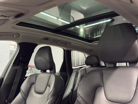 Volvo XC 60 T-5 MOMENTUM 2.0 254cv AWD 5p