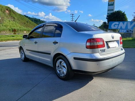 VolksWagen Polo Sedan 1.6 Mi 101cv 8V 4p