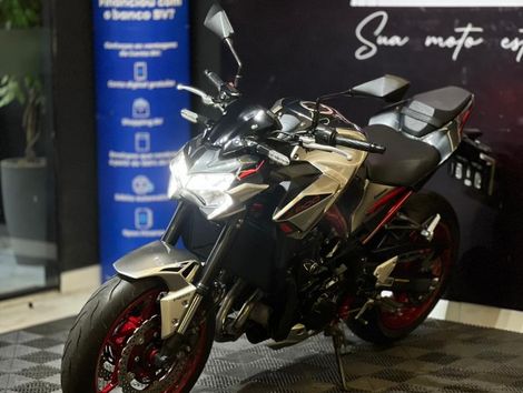 KAWASAKI Z 900