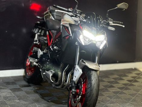 KAWASAKI Z 900